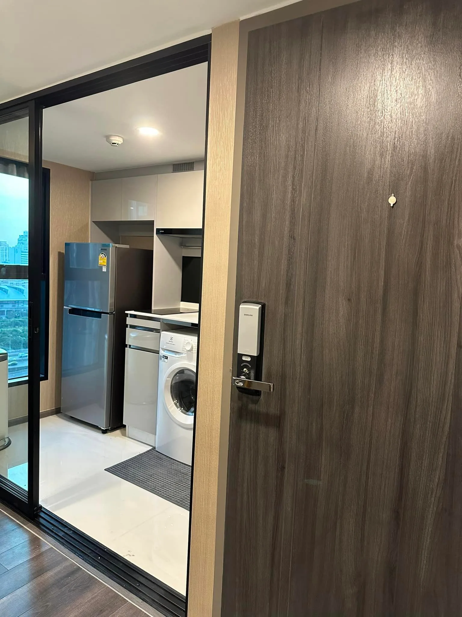 KnightsBridge Space – Rama9 — photo 19