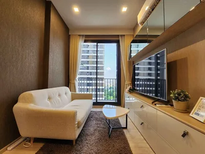 M Thonglor 10