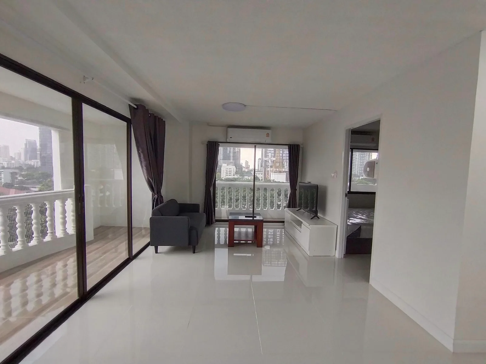 38 Mansion — photo 6