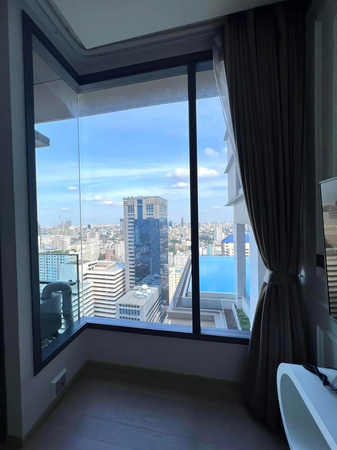 The Esse Asoke — photo 8