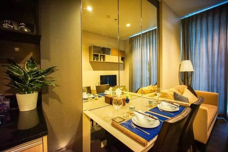 Edge Sukhumvit 23 — photo 8