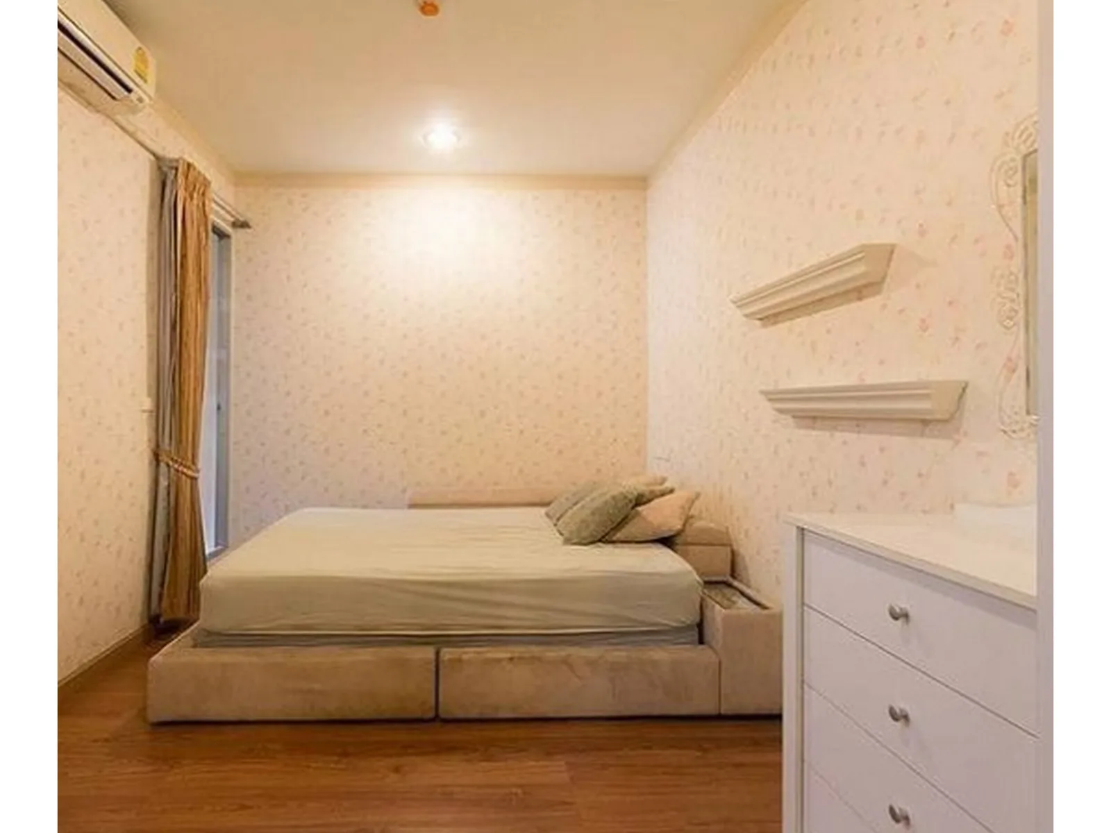 Baan Klang Krung Siam - Pathumwan — photo 2