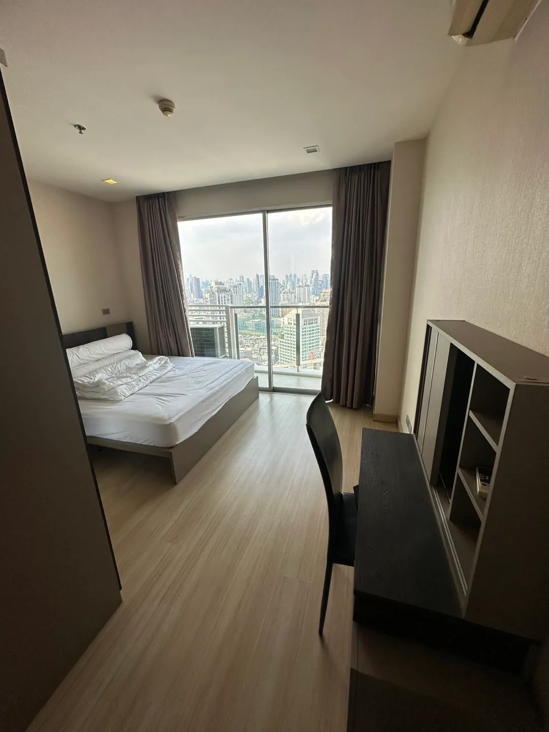 Sky Walk Condominium — photo 3