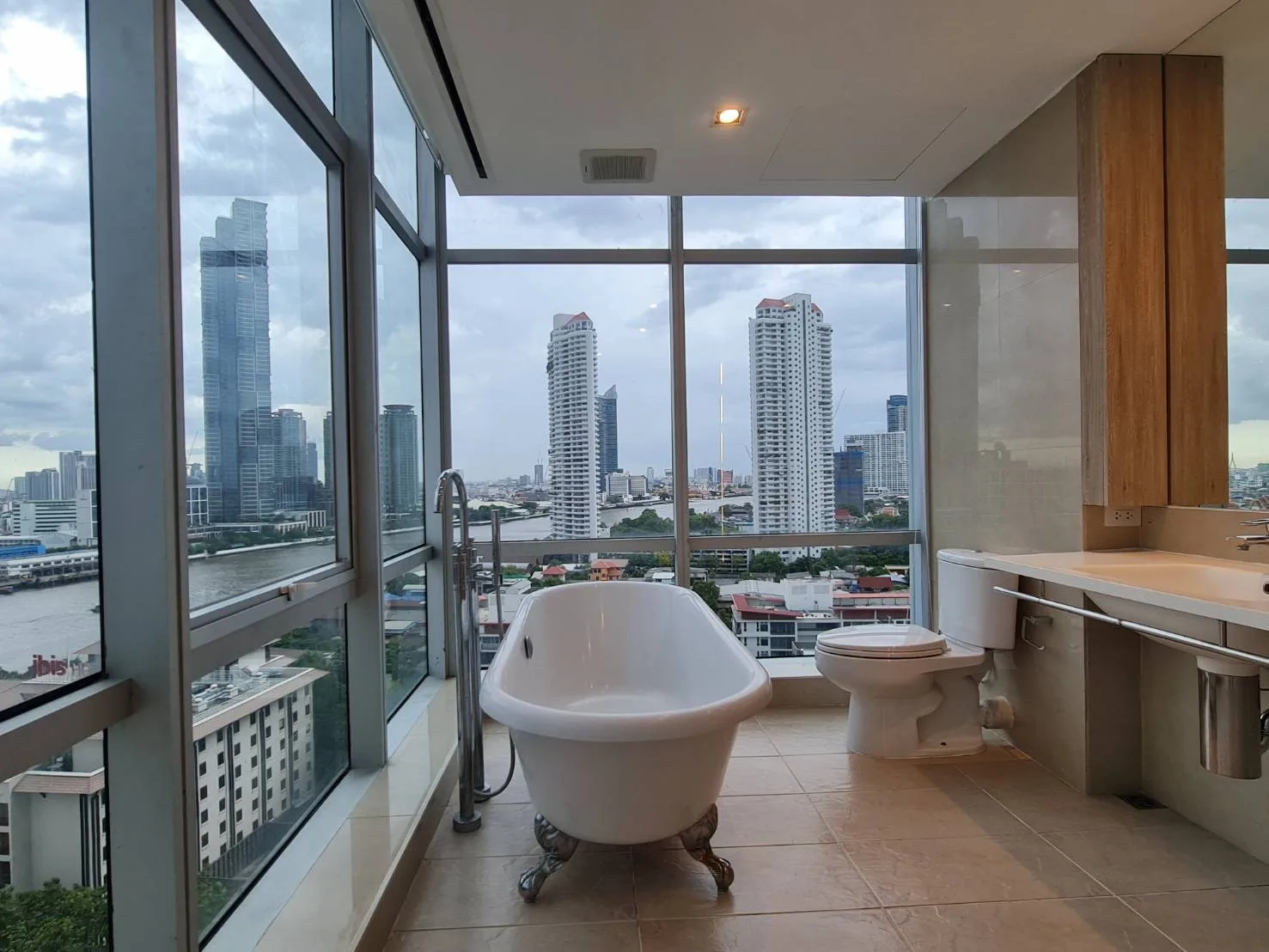 Baan Sathorn Chaopraya — photo 17