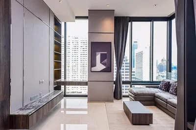 Ashton Silom
