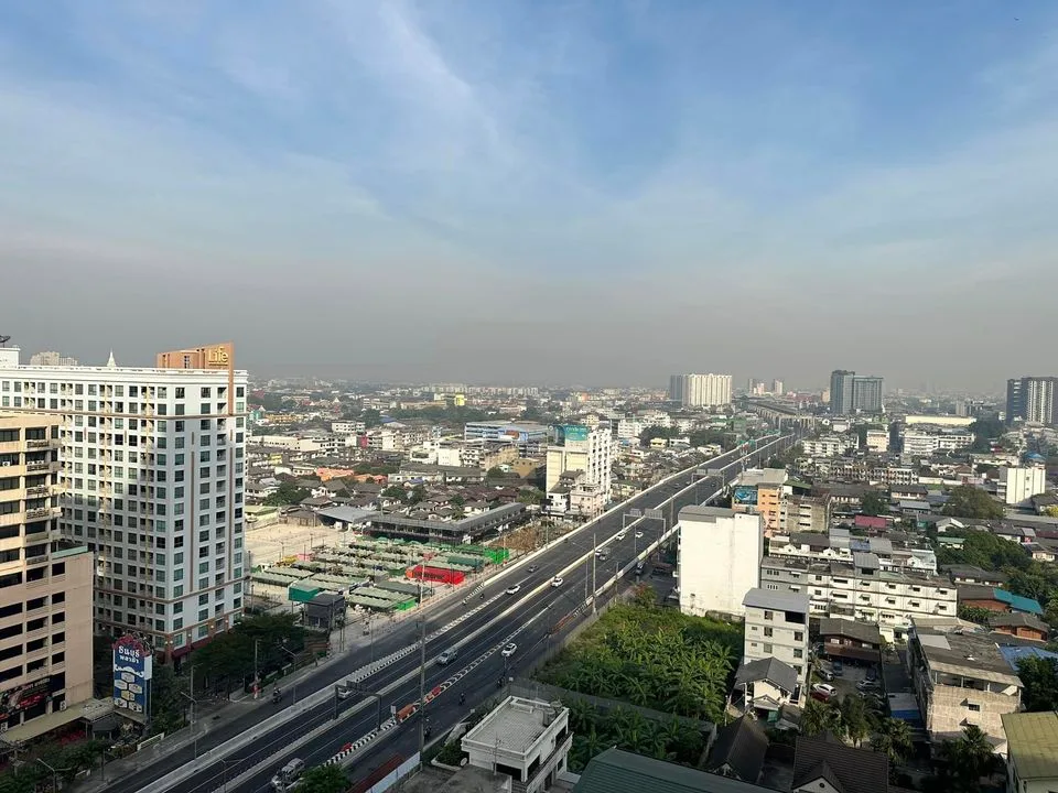 Life Sathorn Sierra — photo 6