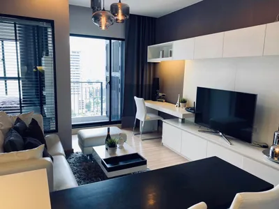 Urbano Absolute Sathon - Taksin