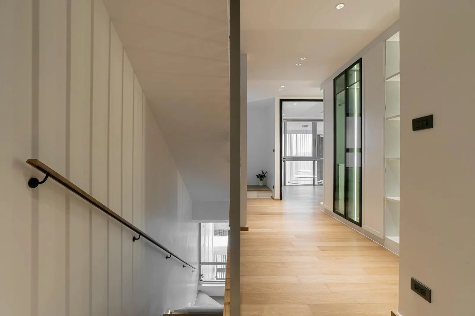 The Luxury Home — photo 17