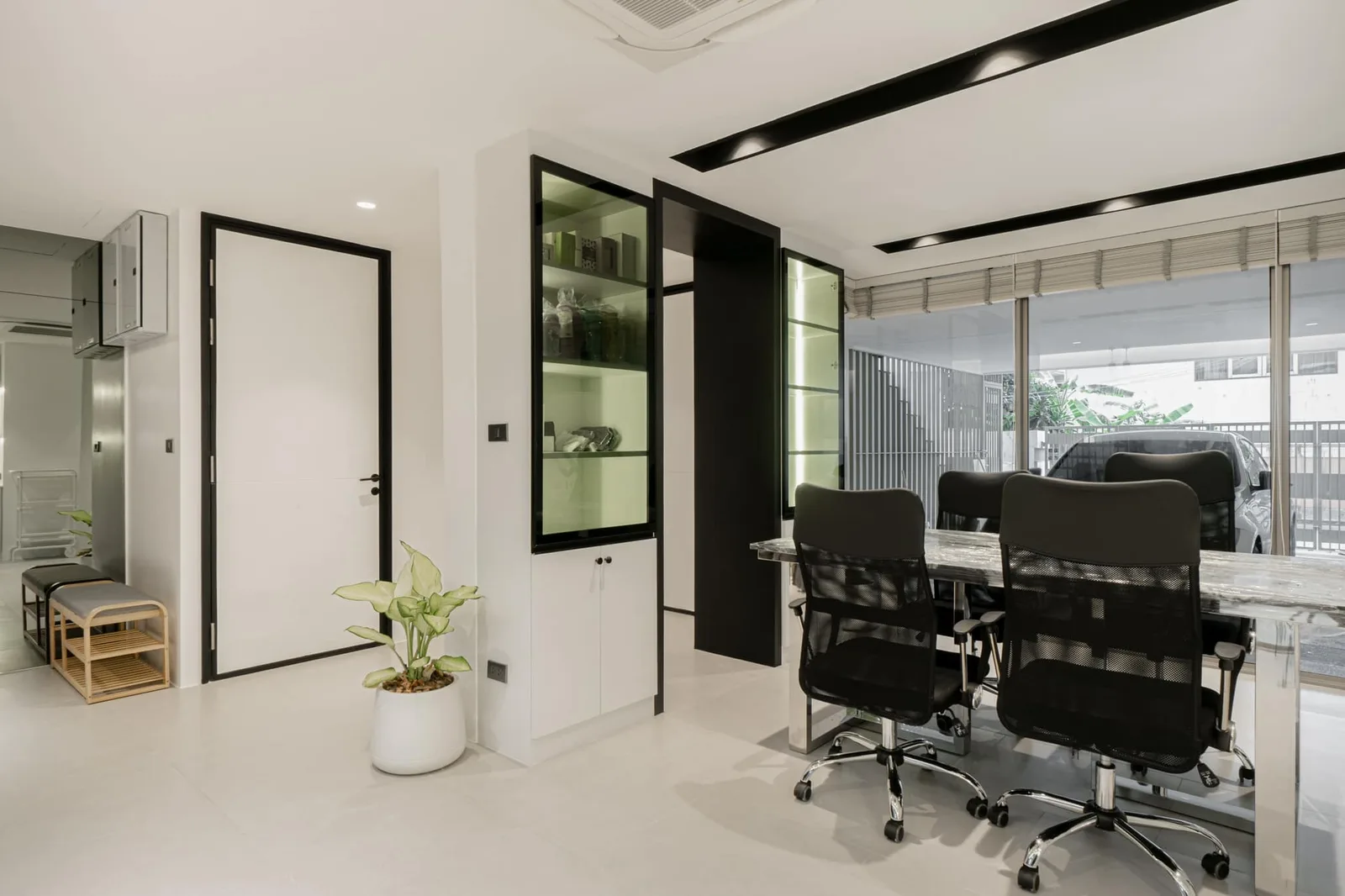 The Luxury Home — photo 5