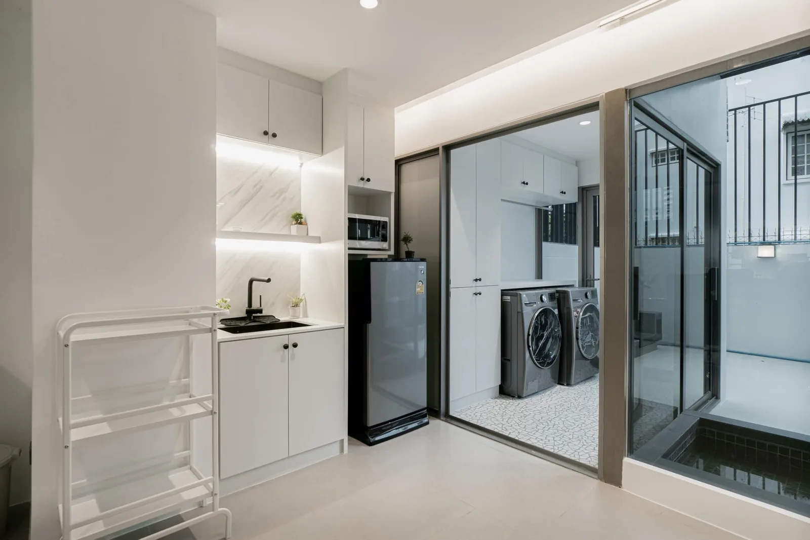 The Luxury Home — photo 6