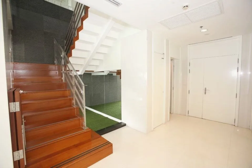 Royal Residence Park — photo 5