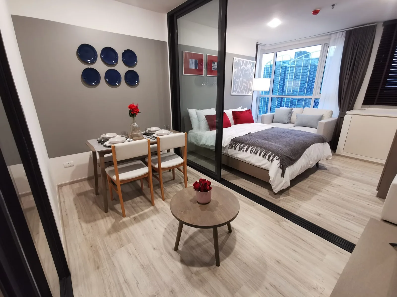 XT Huaikhwang — photo 2