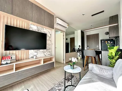 The Base Phetchaburi-thonglor