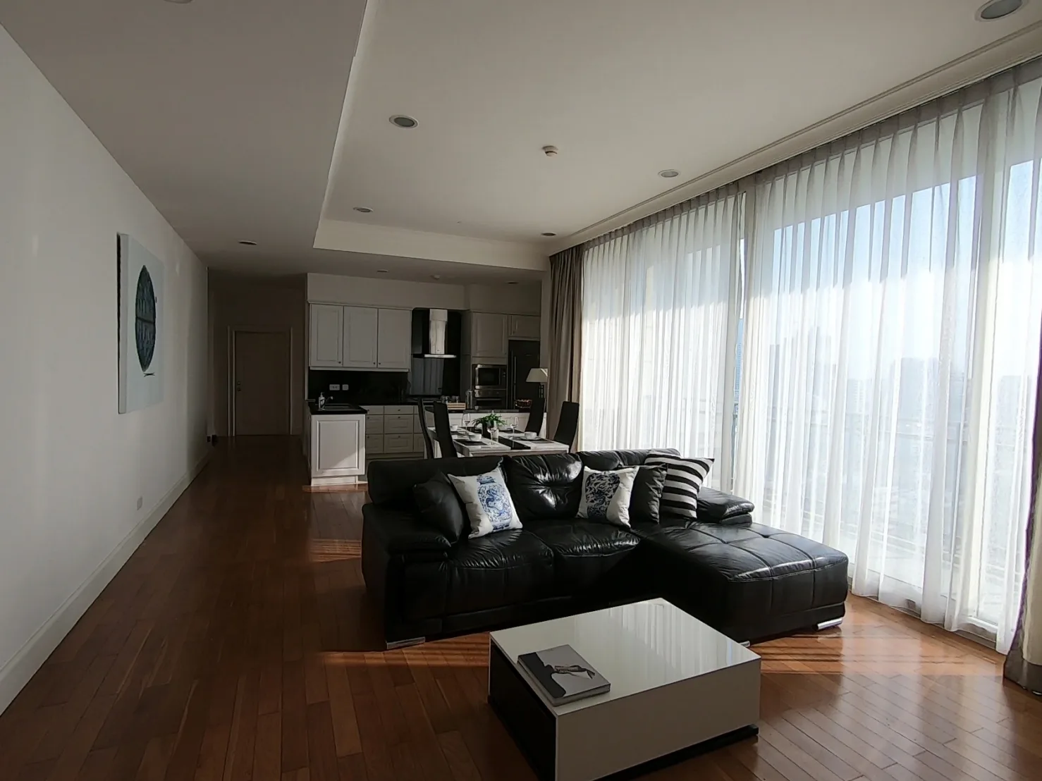 Royce Private Residences — photo 4