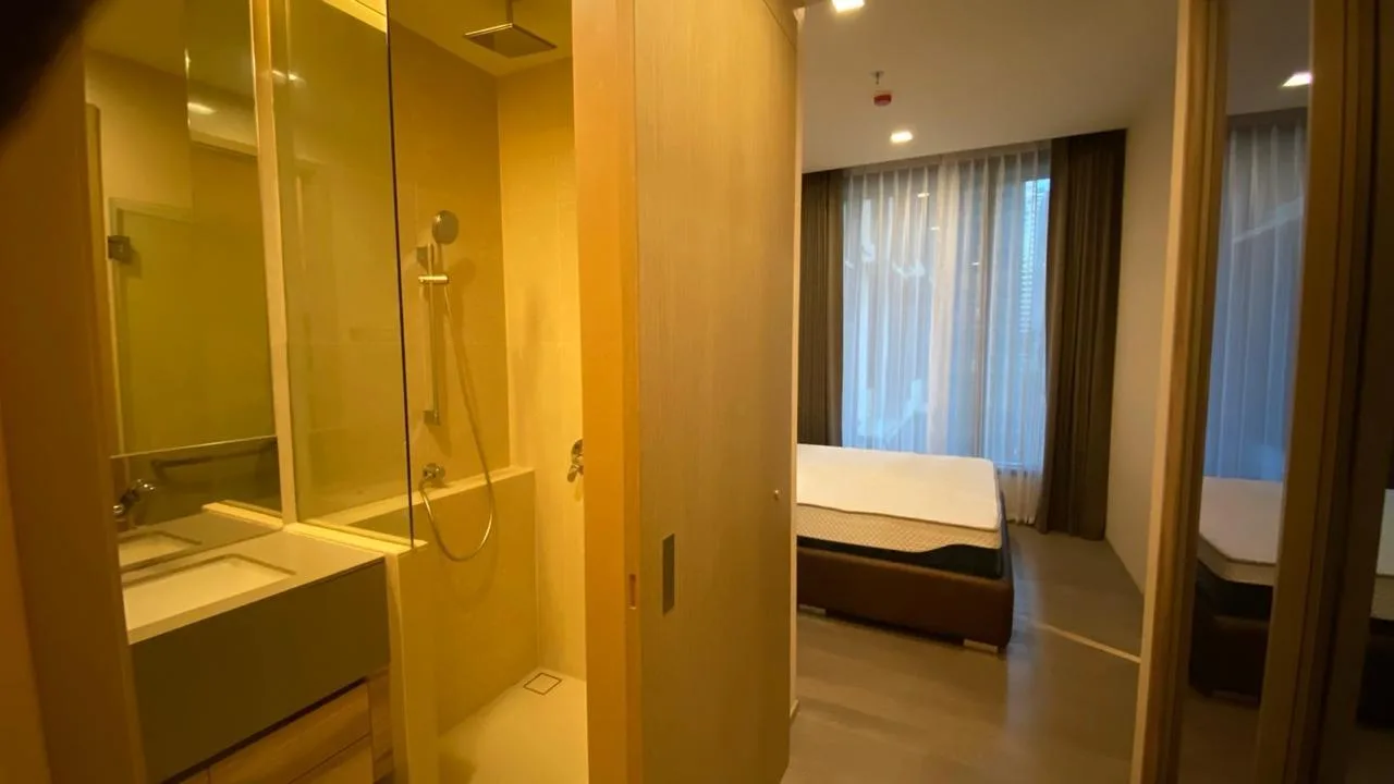 The Esse Asoke — photo 11