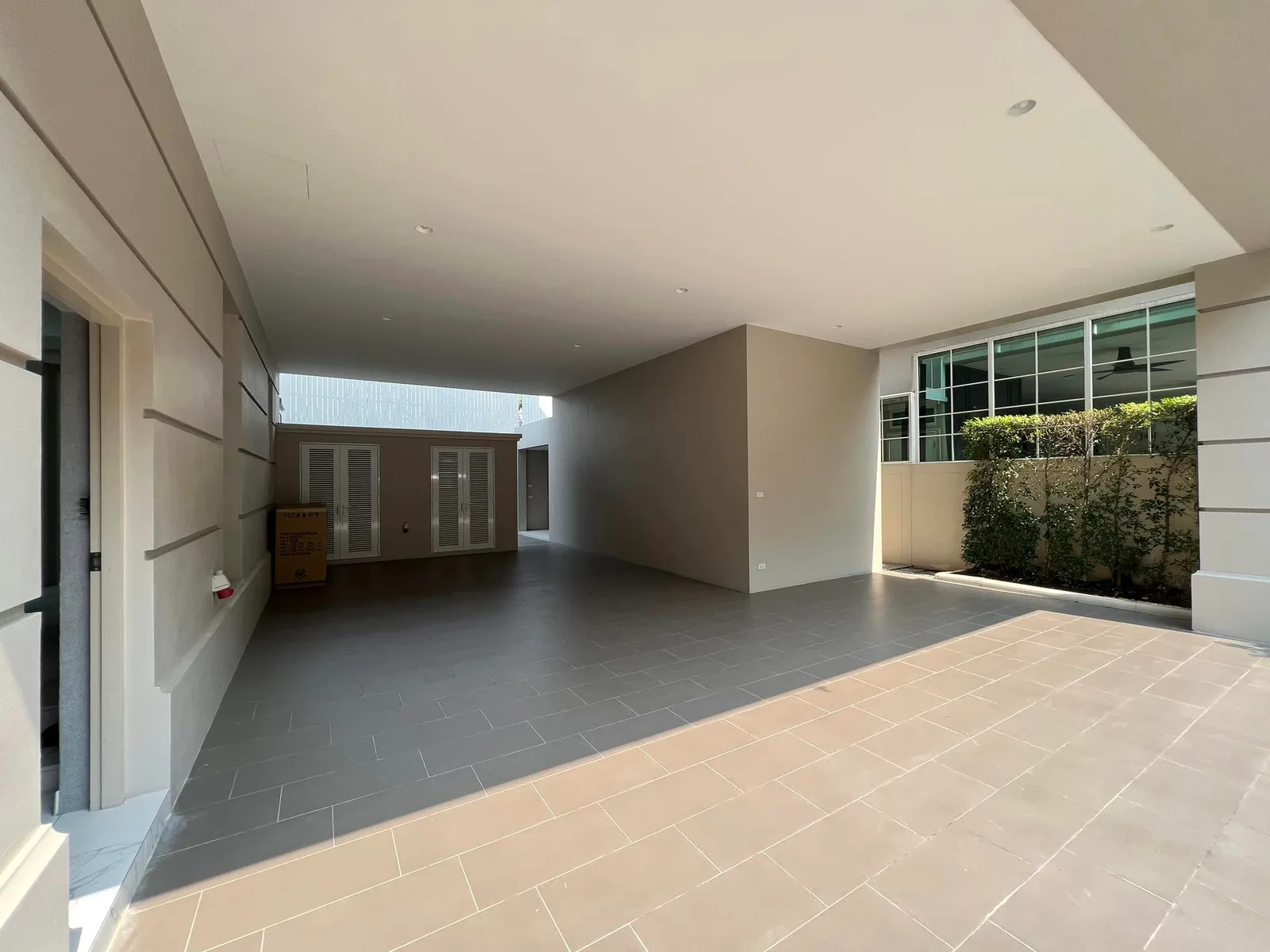 Welton University, Rama 3 — photo 3