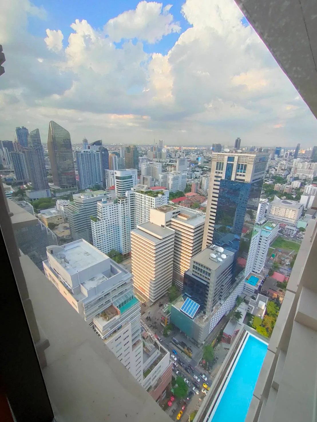 The Esse Asoke — photo 12
