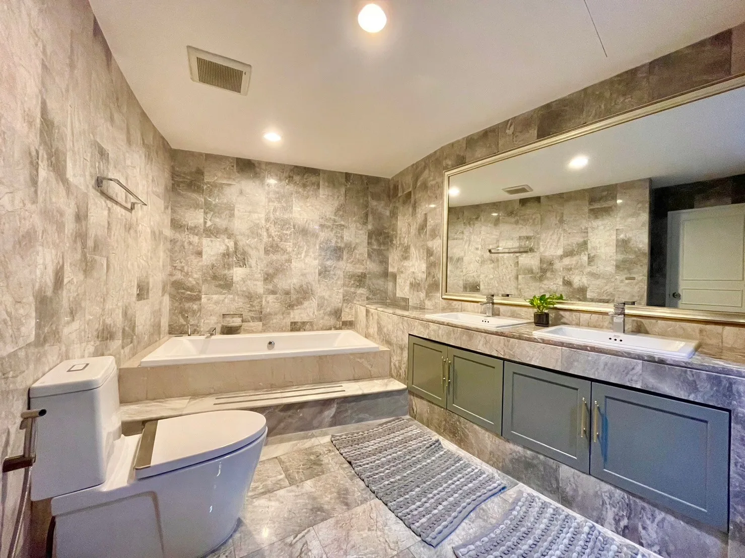 Supakarn Condominium — photo 15