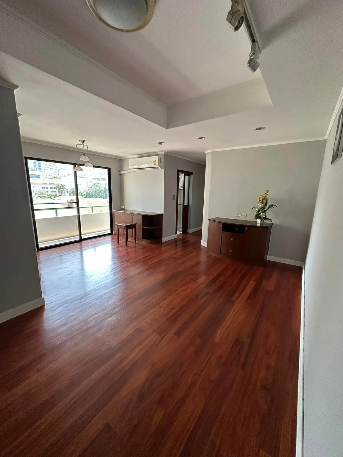 Saladaeng Executive — photo 3