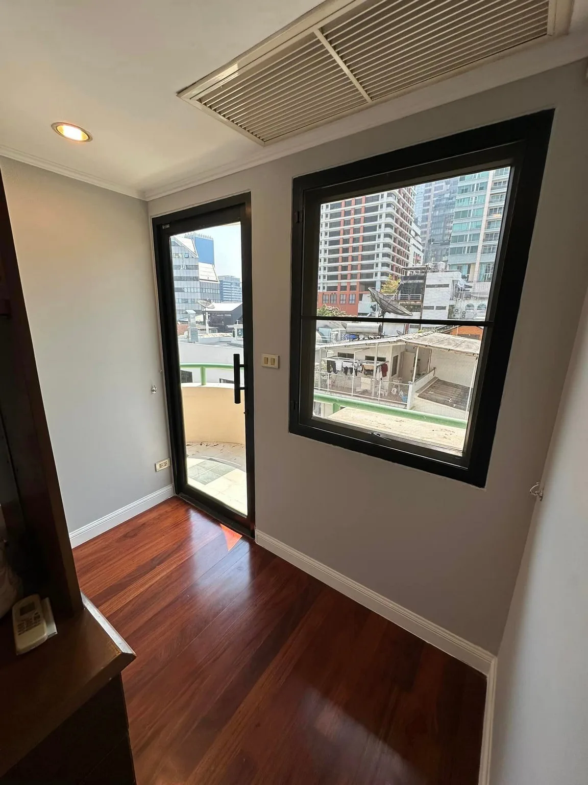 Saladaeng Executive — photo 5