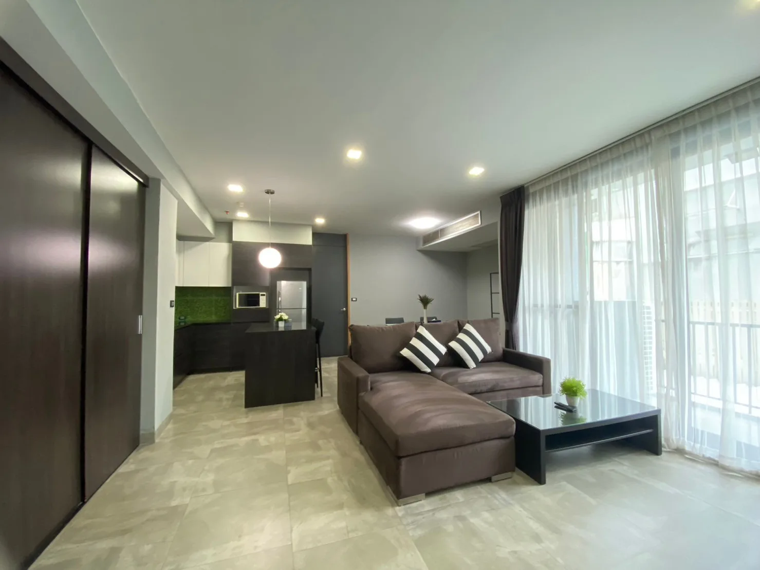 Quad Sukhumvit 36 Serviced Apartment — photo 1