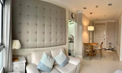 Q House Condo Sathorn