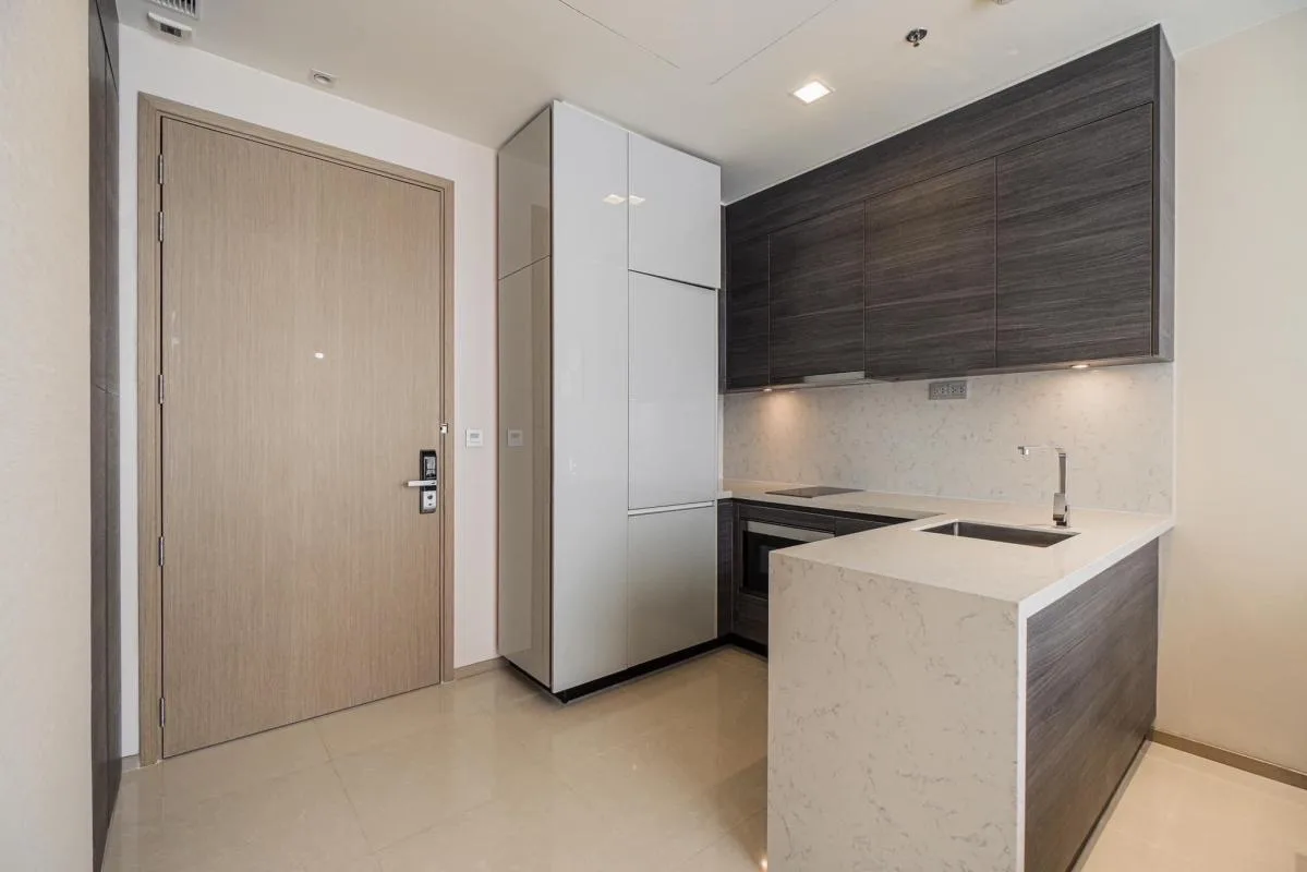 The Esse Asoke — photo 4