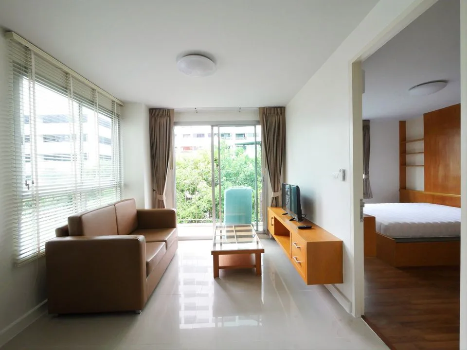 The Clover Thonglor — photo 2