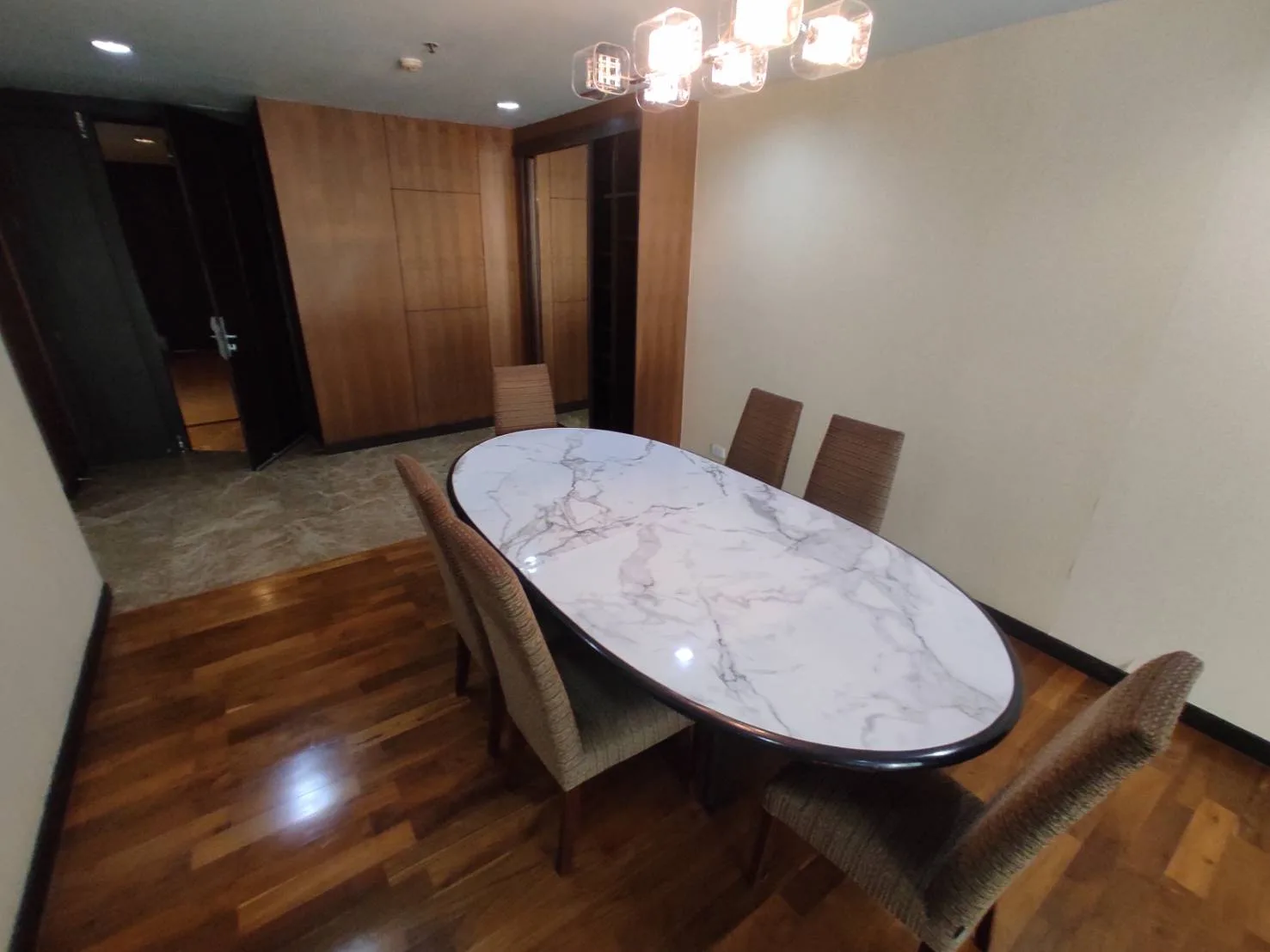 Richmond Hills Residence Thonglor 25 — photo 3