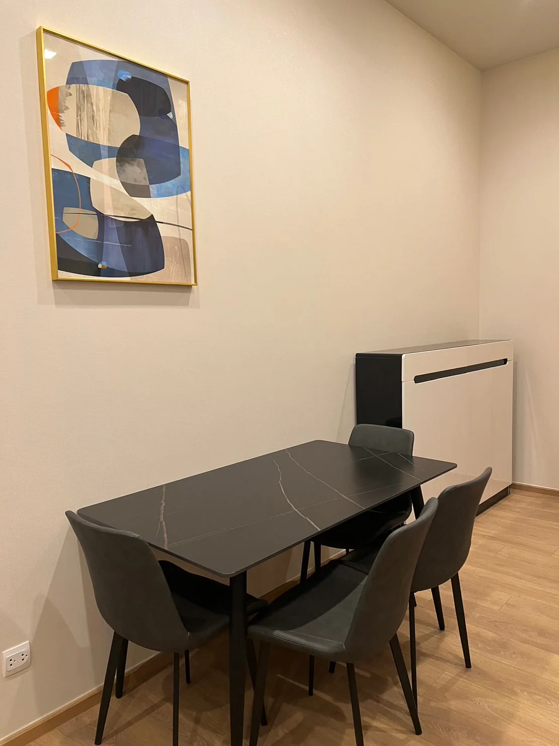 Noble Around 33 — photo 3