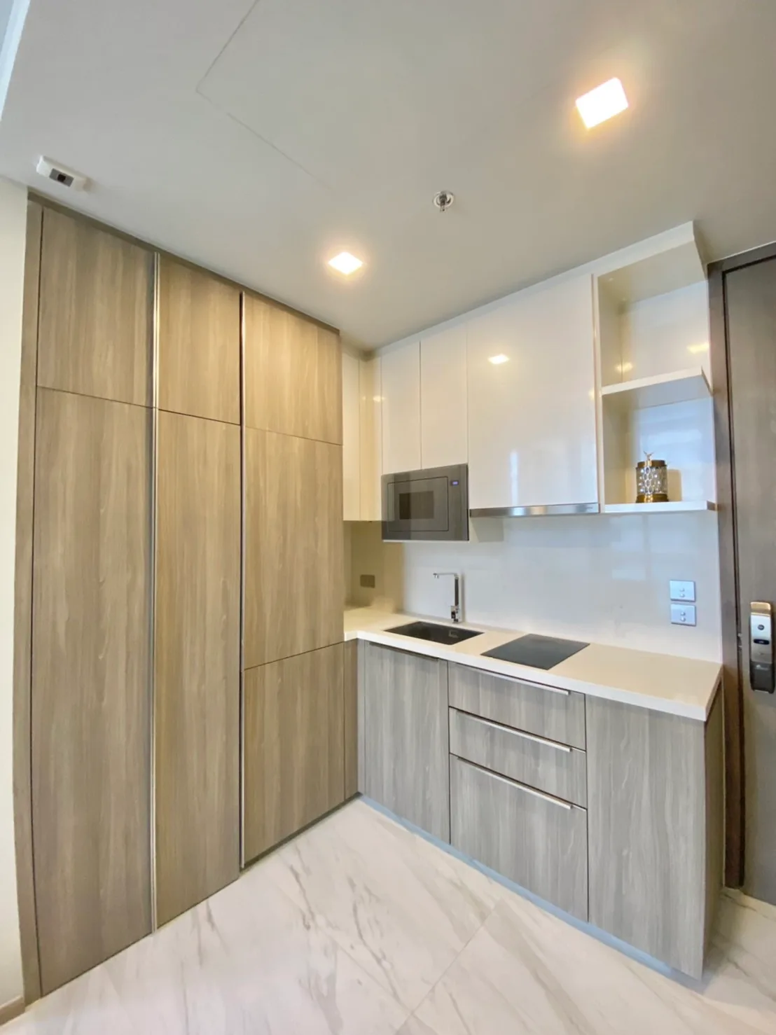 Celes Asoke — photo 4