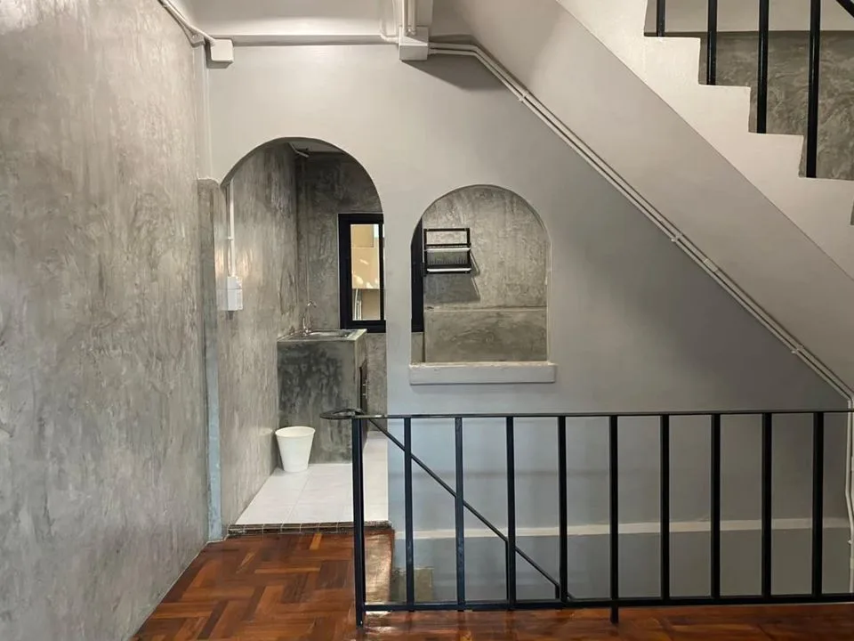 Office Sathorn 9 — photo 6