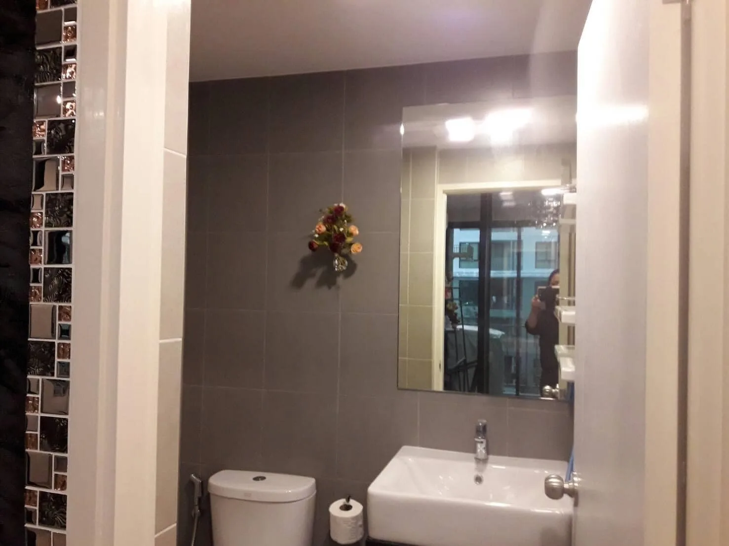 Kensington Phahol - Kaset — photo 6