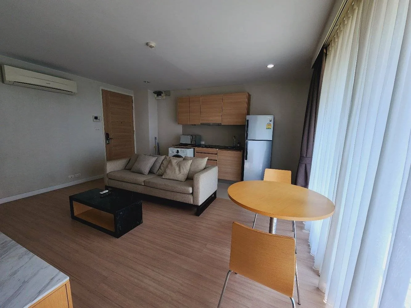D 25 Thonglor — photo 2