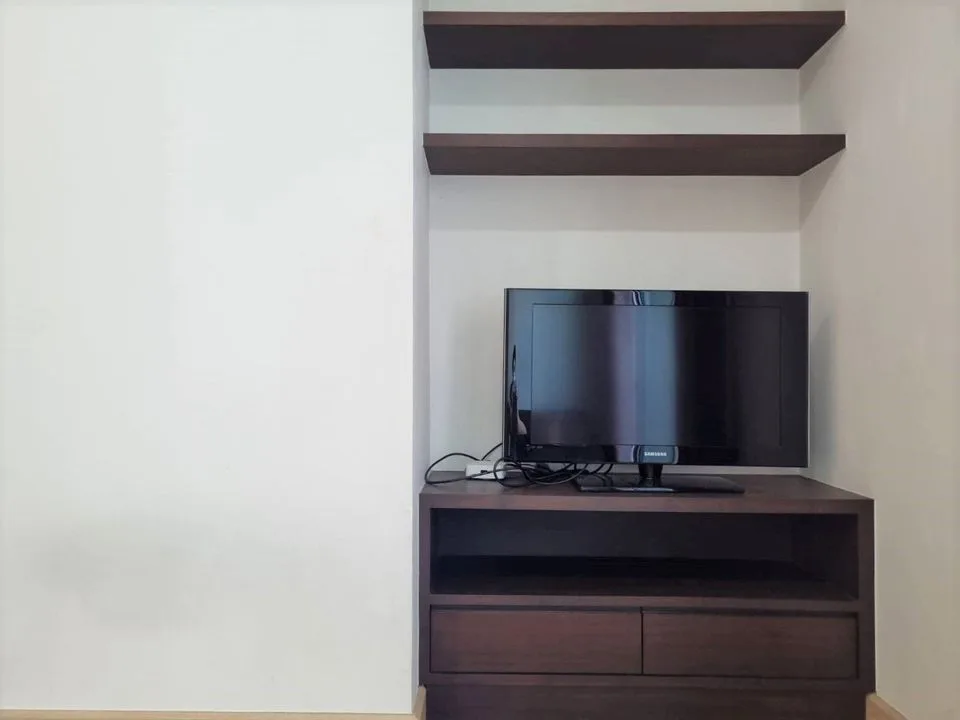 Motif Condo — photo 2