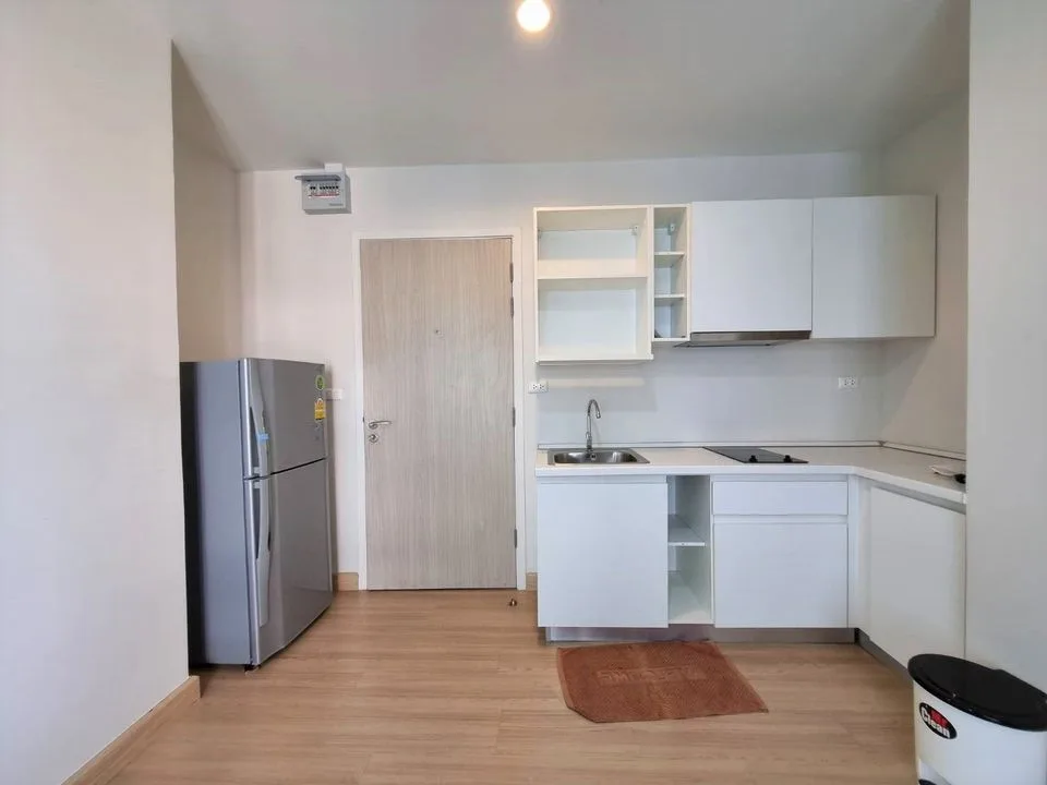 Motif Condo — photo 3