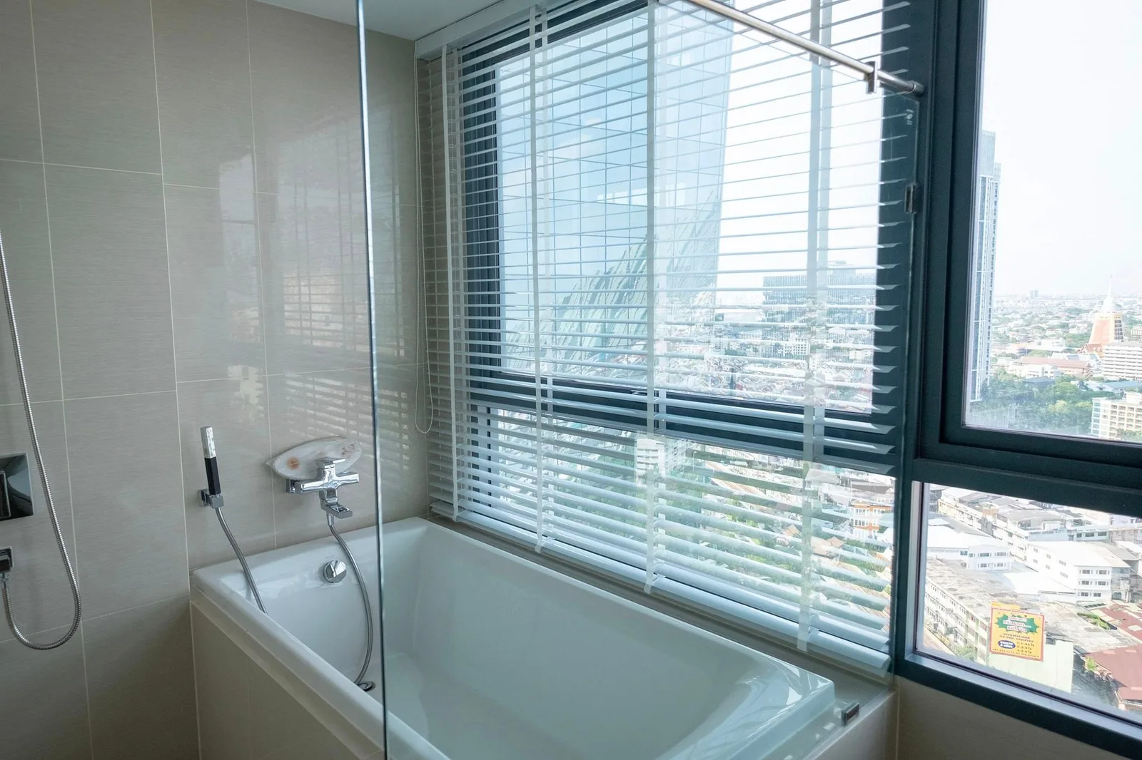 IDEO Mobi Sukhumvit 66 — photo 15