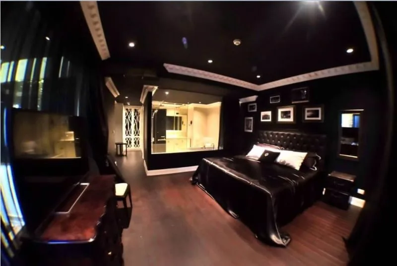 The Emporio Place — photo 9