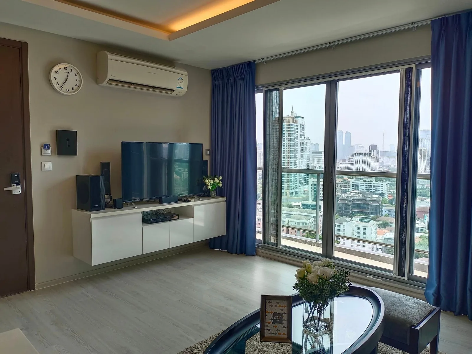 H Sukhumvit 43 — photo 3