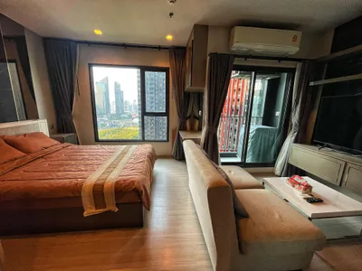LIFE Asoke - Rama 9