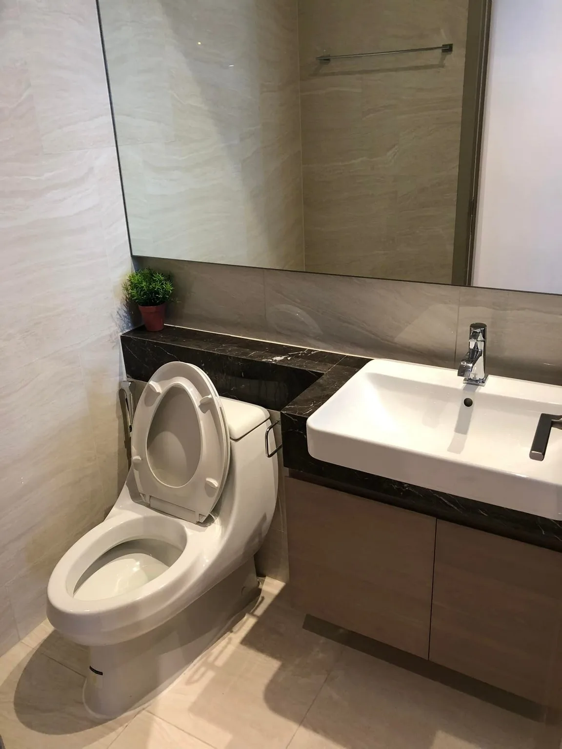 Ashton Silom — photo 11