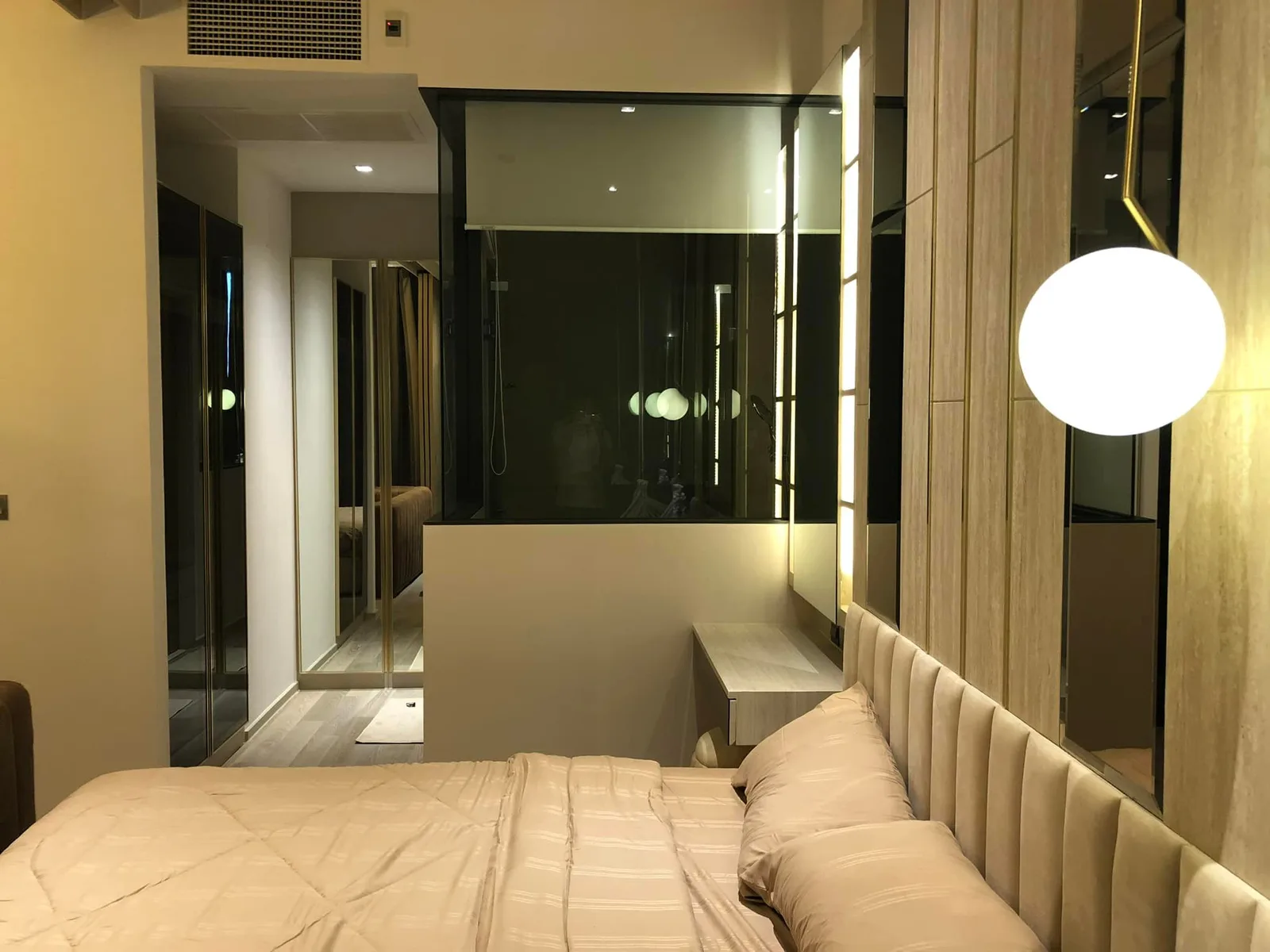 Ashton Silom — photo 5