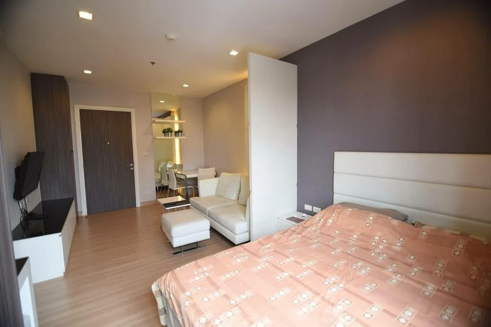 Urbano Absolute Sathon - Taksin — photo 3