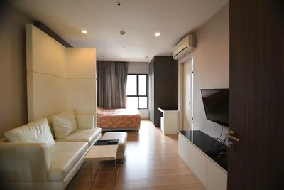 Urbano Absolute Sathon - Taksin