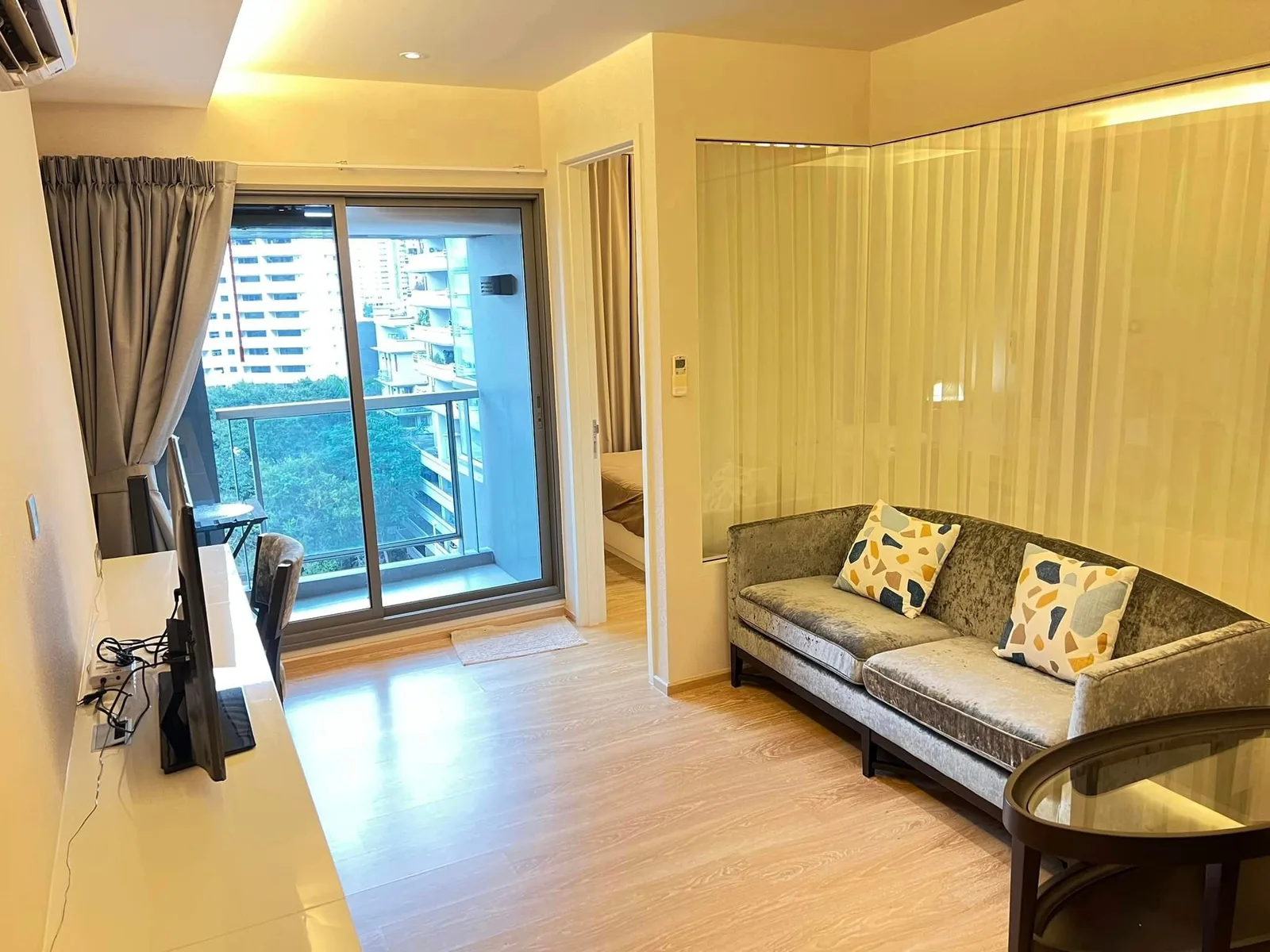 H Sukhumvit 43 — photo 2
