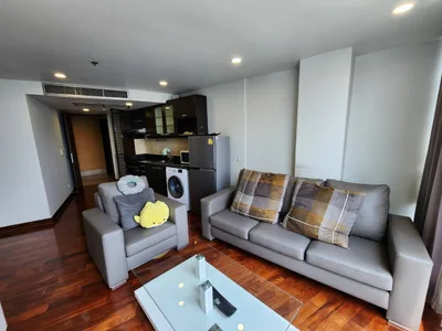 Urbana Langsuan