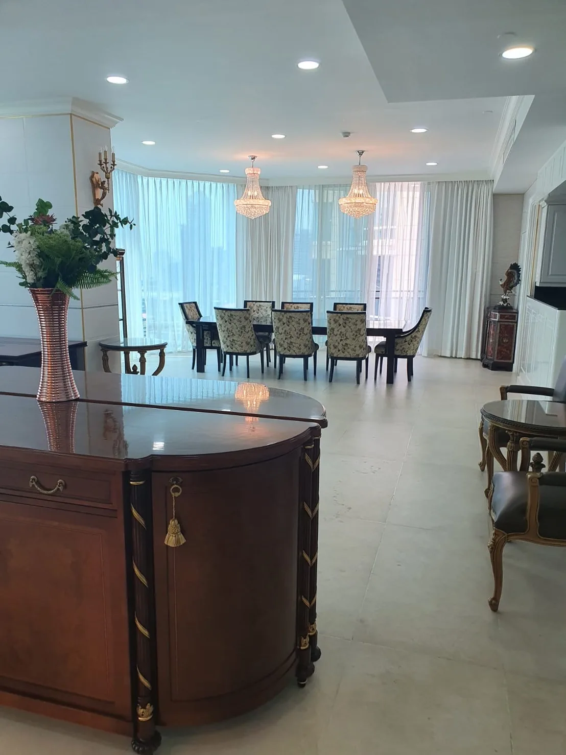 Royce Private Residences — photo 4