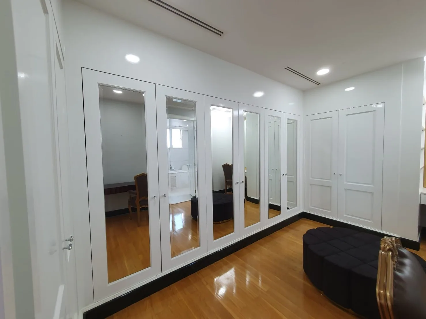 Royce Private Residences — photo 9