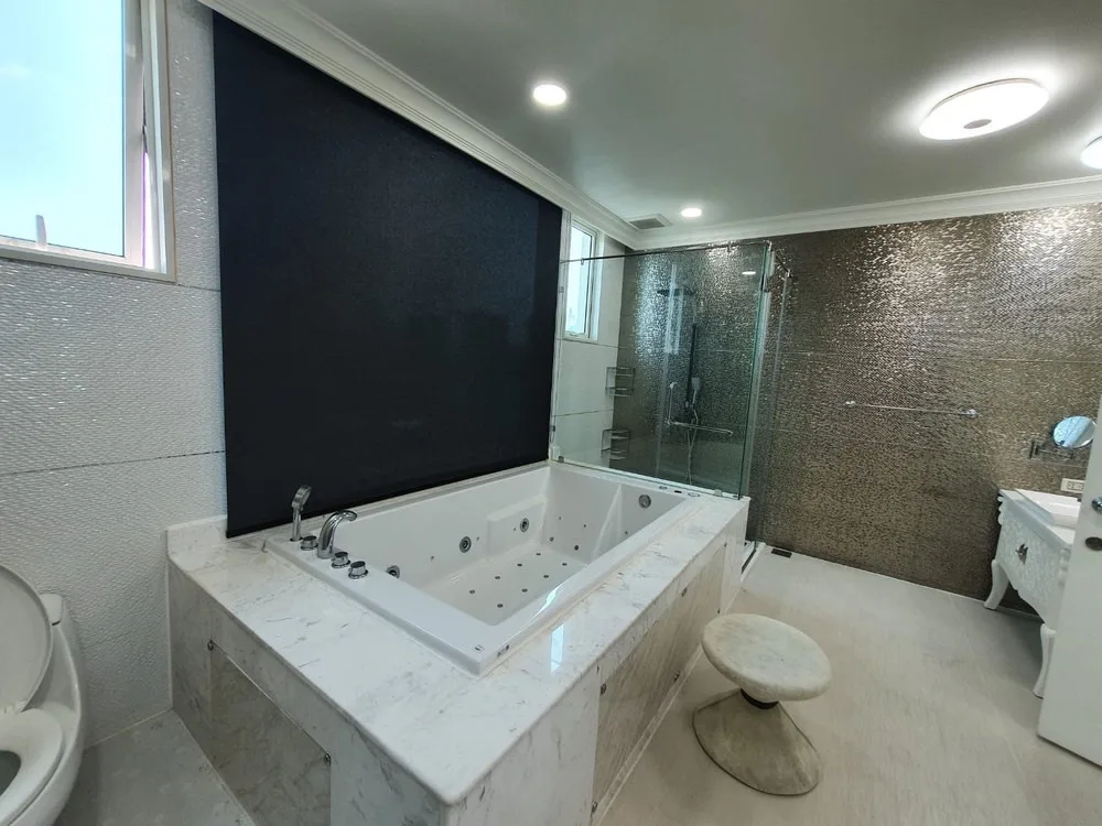 Royce Private Residences — photo 10