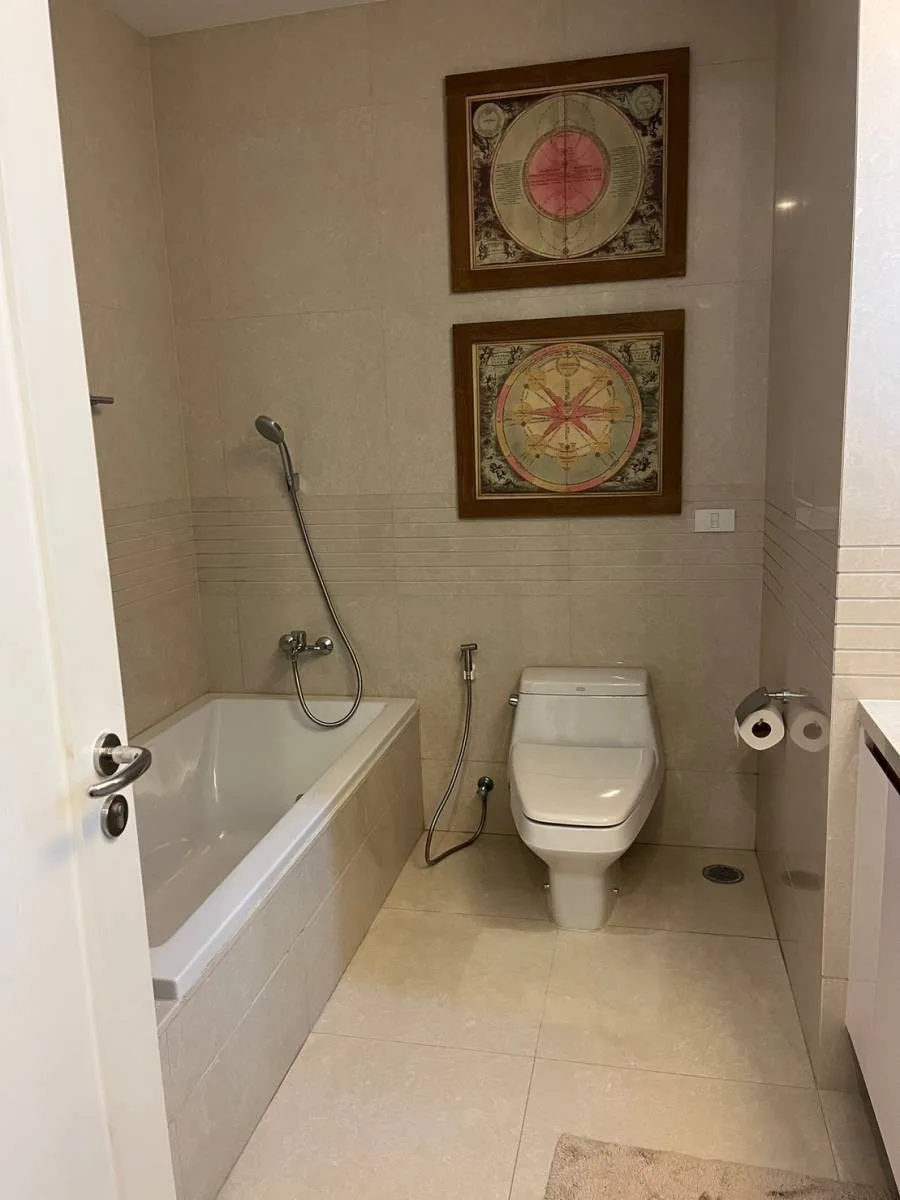 Q Langsuan — photo 11